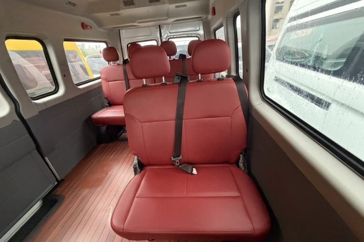 Used SAIC MAXUS Xintu V80 2025 PRO Aoyuntong 2.0T Manual Long Wheelbase Mid-Height 6/7/8/9-Seater