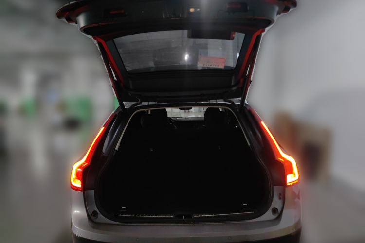 Used Volvo V90 2019 Cross Country T5 AWD Smart Range Version China VI Standard