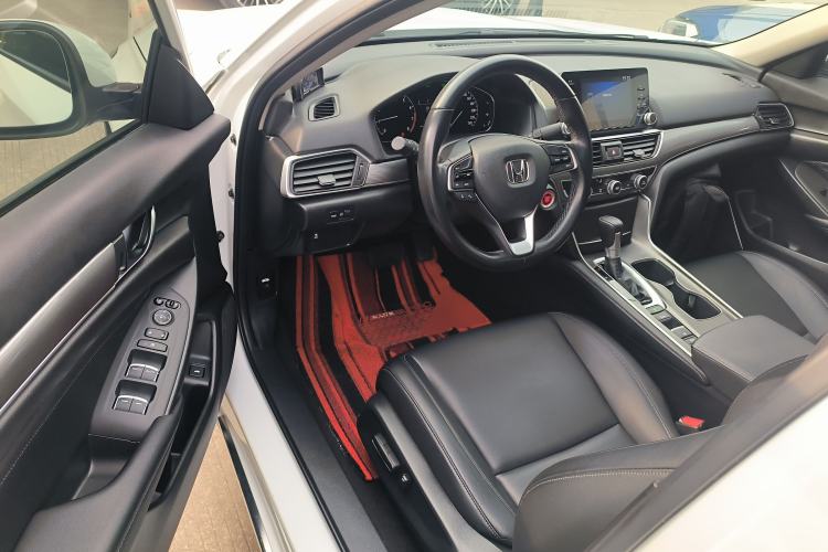 Used Honda Accord 2018 260TURBO Elite Edition China VI Driver Seat