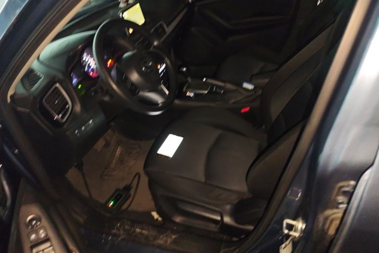 Used Mazda 3 Axela 2014 Sedan 1.5L Automatic Luxury Model Left Front Seat