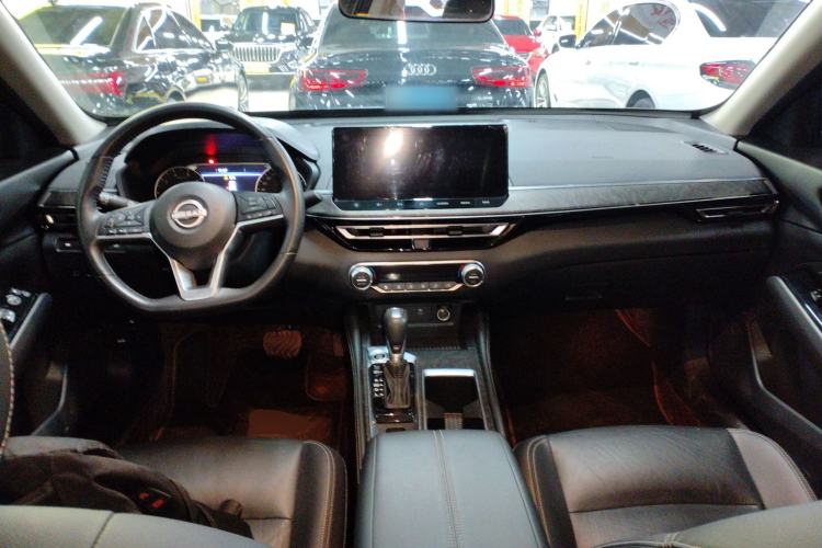 Used Nissan Teana 2022 2.0L XL-TLS Enjoyment Edition Center Console