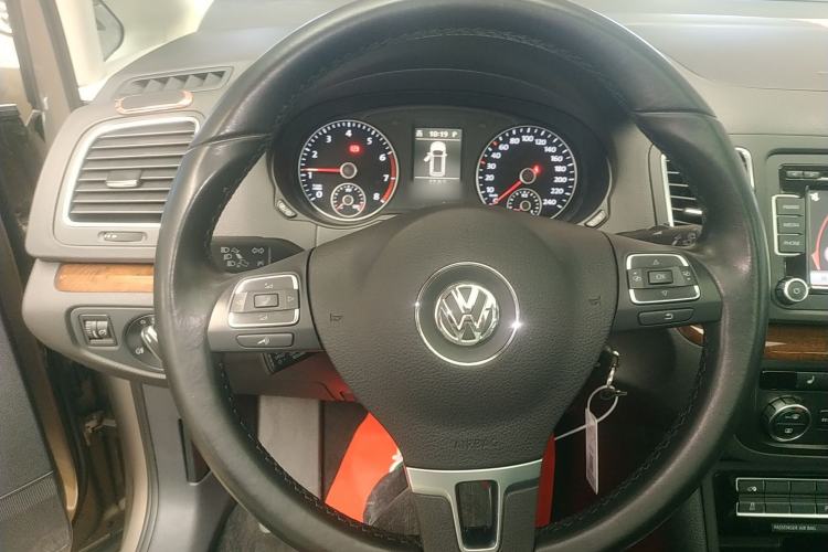 Used Volkswagen Sharan 2014 2.0 TSI Comfort Model
