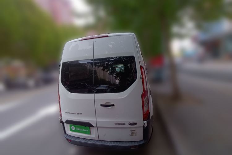 Used Ford Transit 2017 2.0T Diesel Multi-Purpose Commercial Vehicle Mid-Drive Mid-Roof China IV Standard
