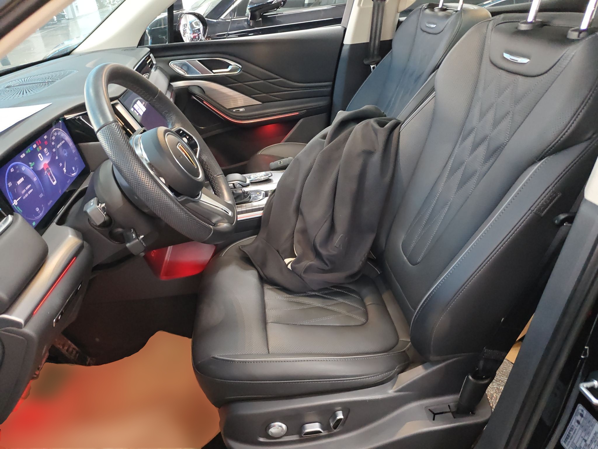 Переднее сиденье в автомобиле