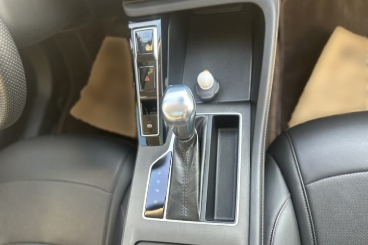 Used Roewe i5 2023 1.5L CVT Flagship Edition
