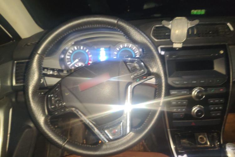 Used Haval H2 2014 1.5T Manual Two-Wheel Drive Urban Edition
