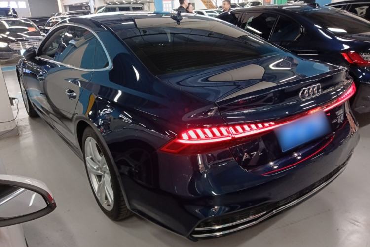 Used Audi A7L 2024 45TFSI quattro S-line Visionary Edition Flow Crystal Package