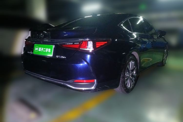 Used Lexus ES 2020 200 Excellence Edition
