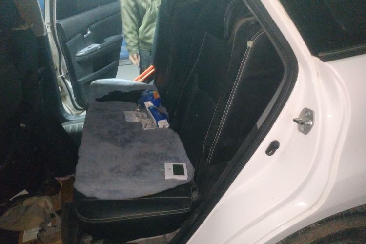 Used BYD S6 2014 2.0L Manual Luxury 5-Seater Left Rear Seat