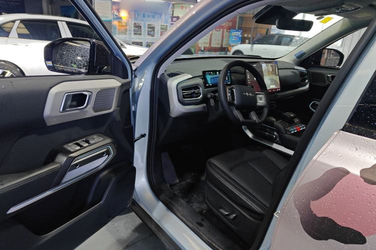 Used Formula Leopard Titanium 3 2025 501 km Range Rear-Wheel Drive Intelligent Driving Max Edition Driver Seat