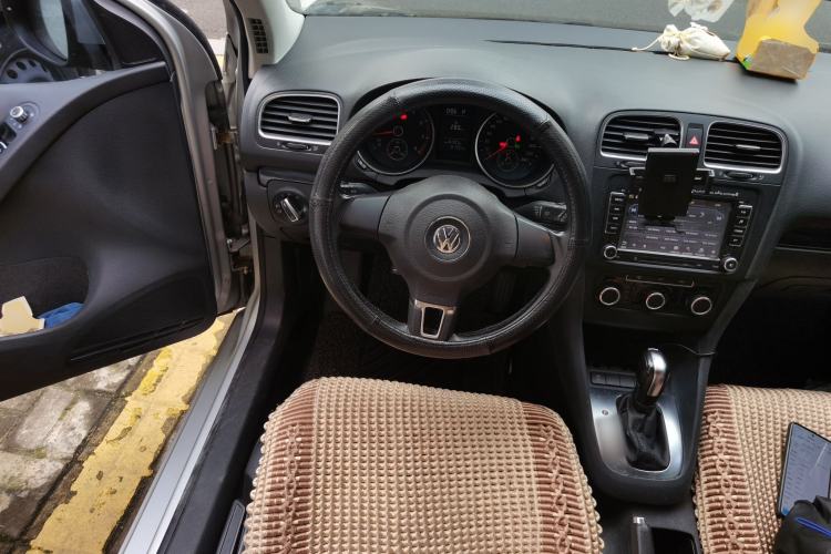 Used Volkswagen Golf 2012 1.6L Automatic Comfort Model
