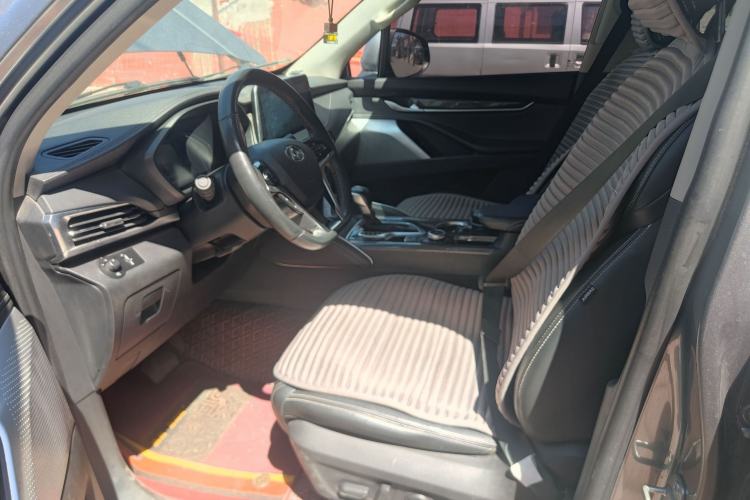 Used SAIC MAXUS D90 2017 2.0T Automatic All-Wheel Drive Sirius Left Front Seat