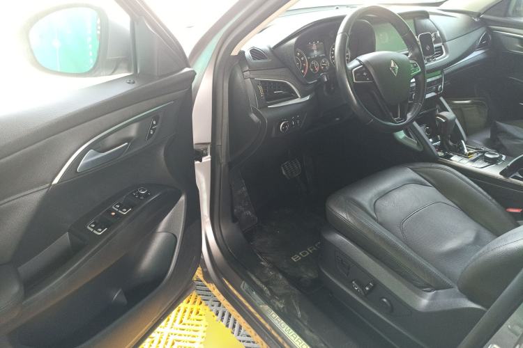 Used BORGWARD BX7 2016 28T Four-wheel Drive Luxury Edition 5 Seats