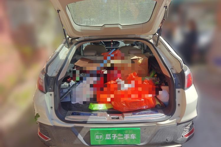 Used Venucia T90 2017 2.0L CVT Smart Edition Trunk