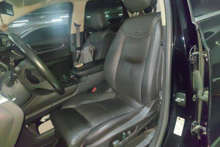 Used Cadillac XT5 2017 Anniversary Edition 28T Four-Wheel Drive Luxury Model Left Front Seat