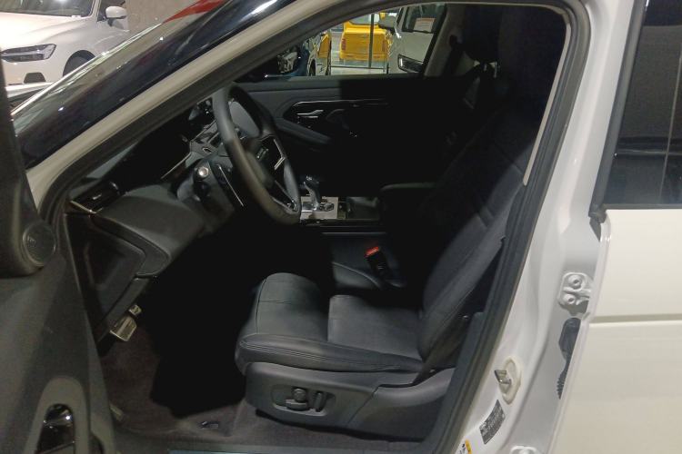 Used Land Rover Range Evoque 2021 Range Rover Velar 249 PS R-Dynamic S Performance Edition
