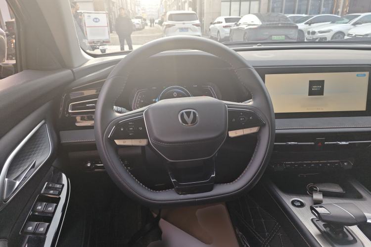 Used CHANGAN X7 PLUS 2024 1.5T Automatic Prestige 7-Seater
