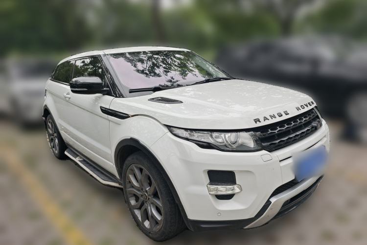 Used Land Rover Range Evoque 2013 2.0T 3-Door Ignite Edition Front Right 45 Deg