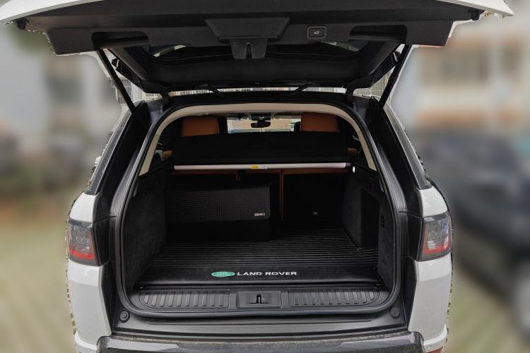 Used Land Rover Range Rover Sport 2020 3.0 L6 HSE DYNAMIC
