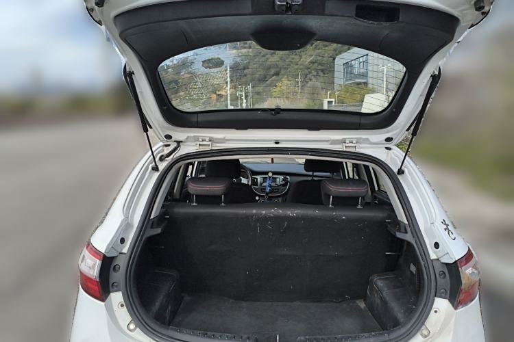 Used Cowin C3R 2015 1.5L Manual Yellow Diamond Edition
