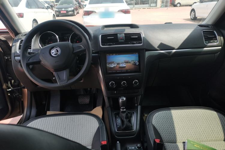 Used Skoda Yeti 2017 TSI280 DSG Advanced Edition

