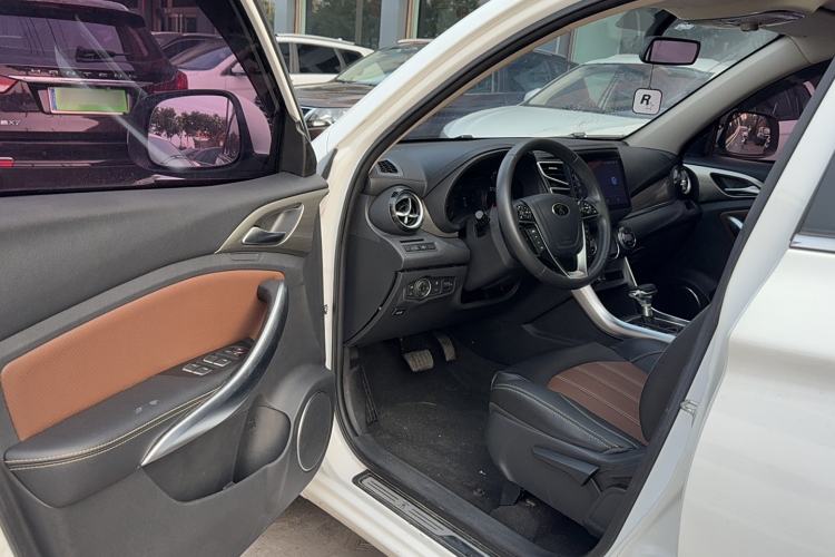 Used BYD Song 2016 GaiShi Edition 1.5TID Automatic Elite Model