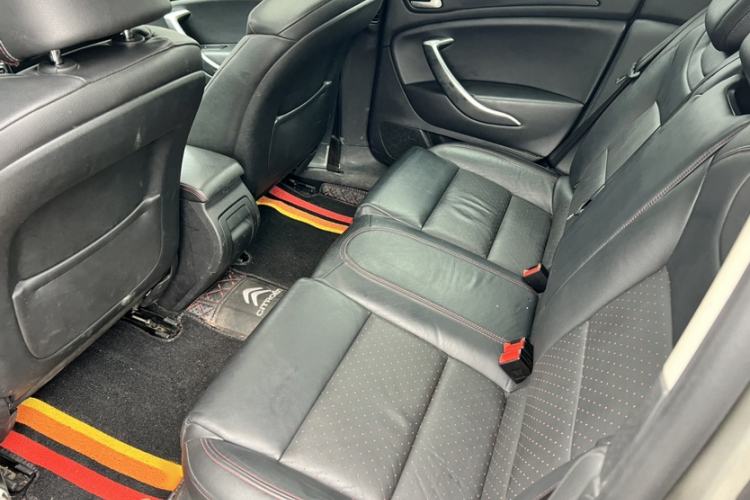 Used Citroen C5 2014 1.6T Automatic Prestige Model Interior 1