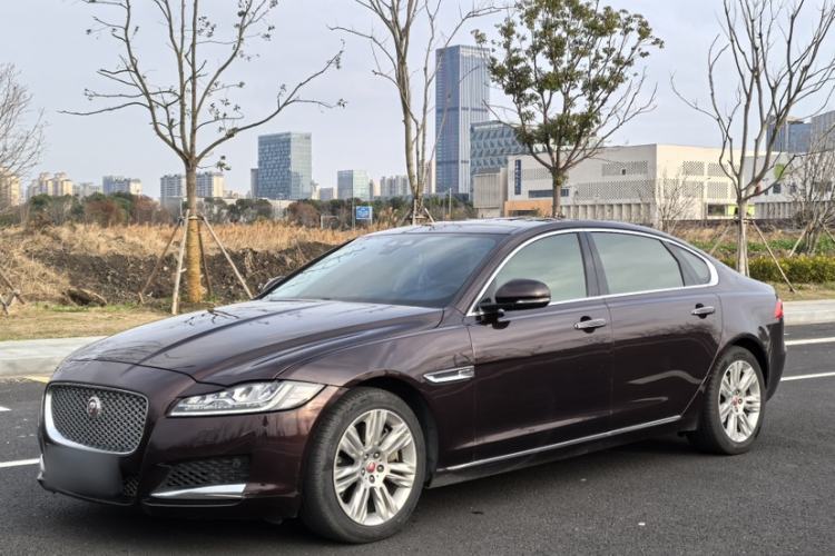 Used Jaguar XFL 2018 XFL 3.0 SC 340 PS Luxury Edition
