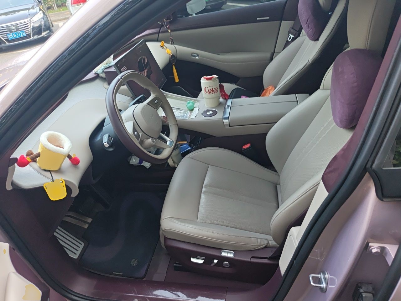 Xiaomi Auto YU7 2025 Ultra-Long Range High-Performance All-Wheel-Drive Max Edition — снимка 15