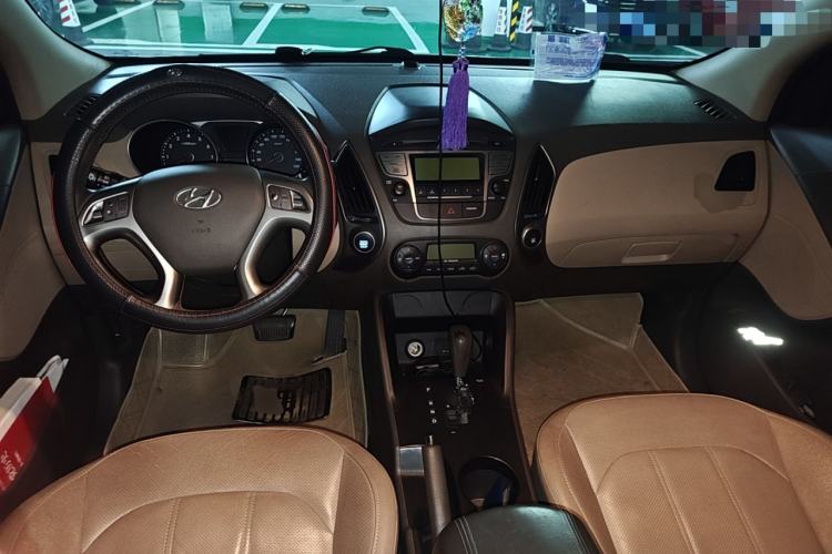 Used Hyundai ix35 2013 2.0L Automatic Two-Wheel Drive Smart GLS China IV Standard