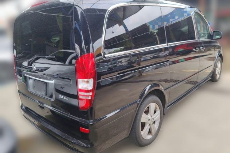 Used Mercedes-Benz Viano 2013 3.0L Comfort Edition Rear Right 45 Deg