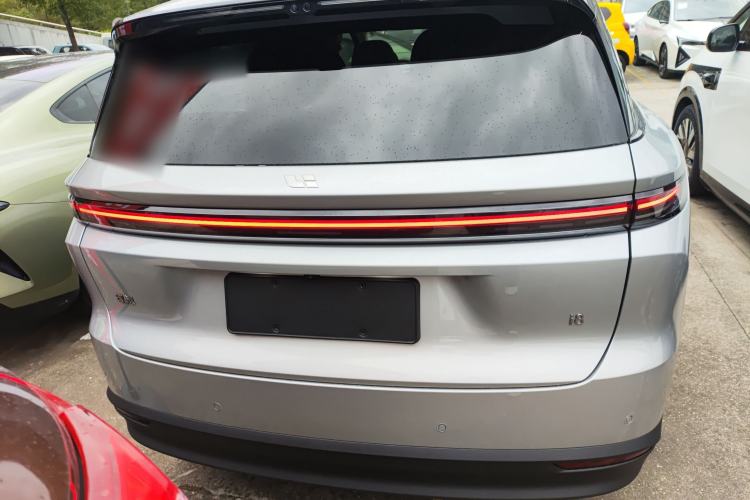Used Li Auto Li Auto i8 2025 Model Standard Version
