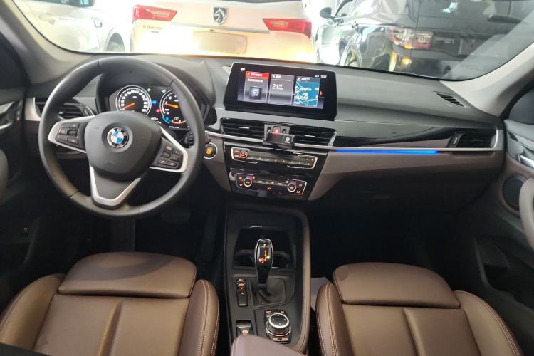 Used BMW X1 2020 sDrive25Li Leading Model
