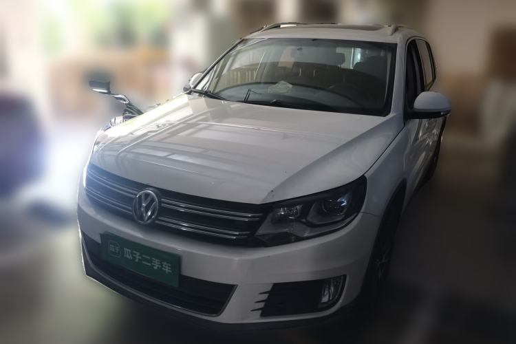 Used Volkswagen Tiguan 2013 1.8TSI Automatic Two-Wheel Drive Luxury Model Guazi used car, China used car export, Used car for sale, Used  cars, Cheapest cars for sale
