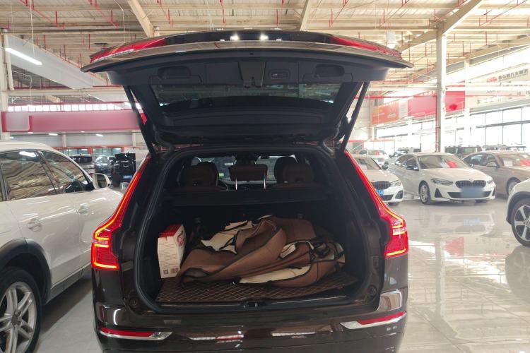 Used Volvo XC60 2021 T5 4x4 Smart Luxury Edition