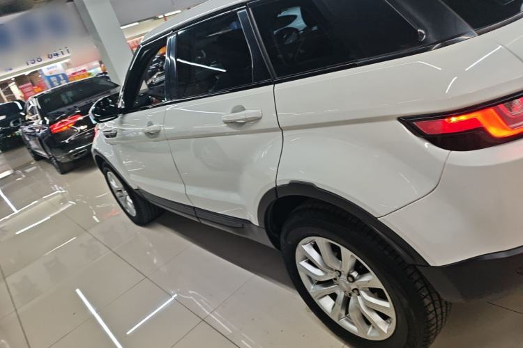 Used Land Rover Range Rover Evoque 2016 2.0T PURE Style Edition
