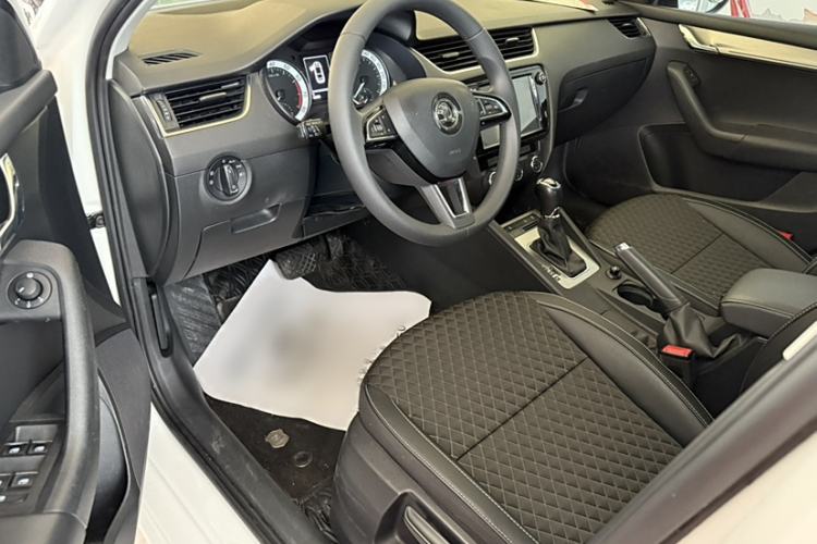 Used Skoda Octavia 2019 TSI280 DSG Luxury Edition
