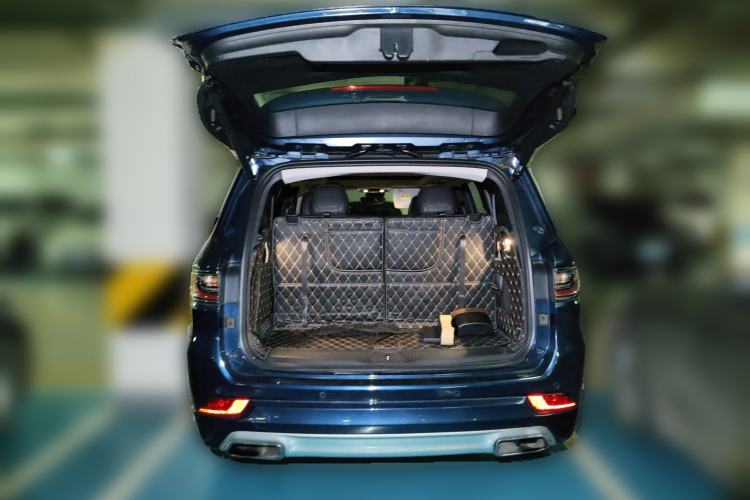 Used Jeep Grand Commander 2018 2.0T Four-Wheel Drive Smart Enjoyment Version China V Emission Standard