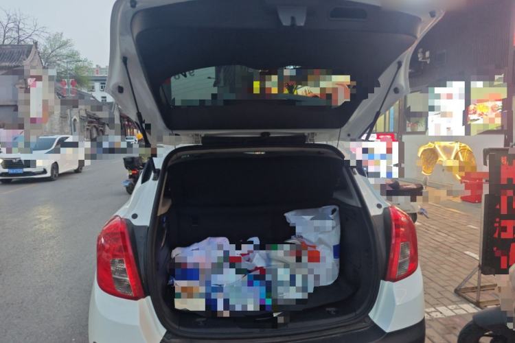 Used Buick Encore 2015 1.4T Automatic Two-Wheel Drive Urban Leading Model Trunk