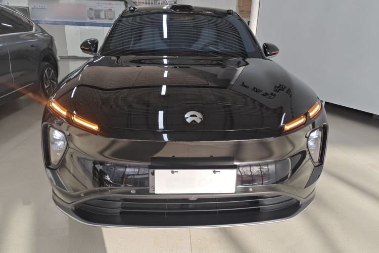 Used Nio EC6 2024 75 kWh