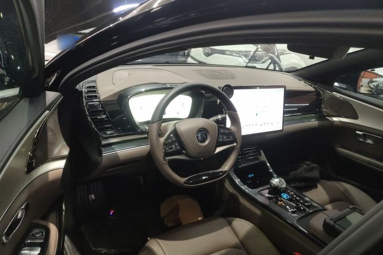 Used BYD Han 2024 EV Glory Edition 506KM Front-Wheel-Drive Premium Model
