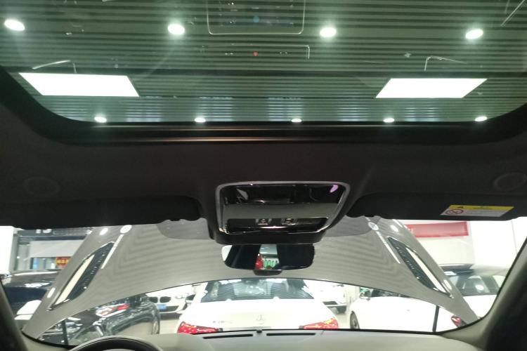 Used Land Rover Range Rover Velar 2022 250 PS Sparkling Heritage Edition