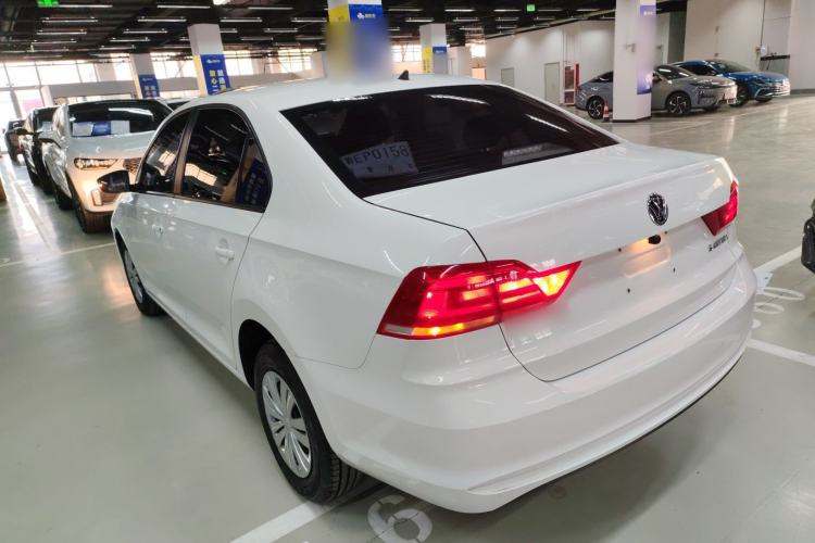 Used Volkswagen Santana 2021 1.5L Automatic Fashion Edition Exterior 2