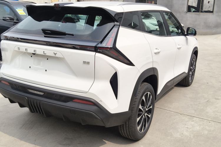 Used Geely Auto Emgrand X7 Sport 2026 Model 1.5TD Aspirational Rear Right 45 Deg