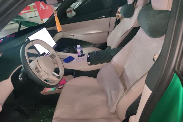 Used Xiaomi Auto YU7 2025 Ultra-Long Range All-Wheel Drive Pro Version
