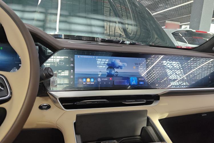 Used Geely Auto Monjaro L 2025 Dongfang Yao 2.0TD Automatic All-Wheel-Drive Wangyue Edition
