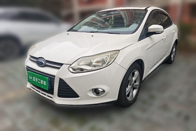 Used Ford Focus 2012 Sedan 1.6L Manual Fashion Edition