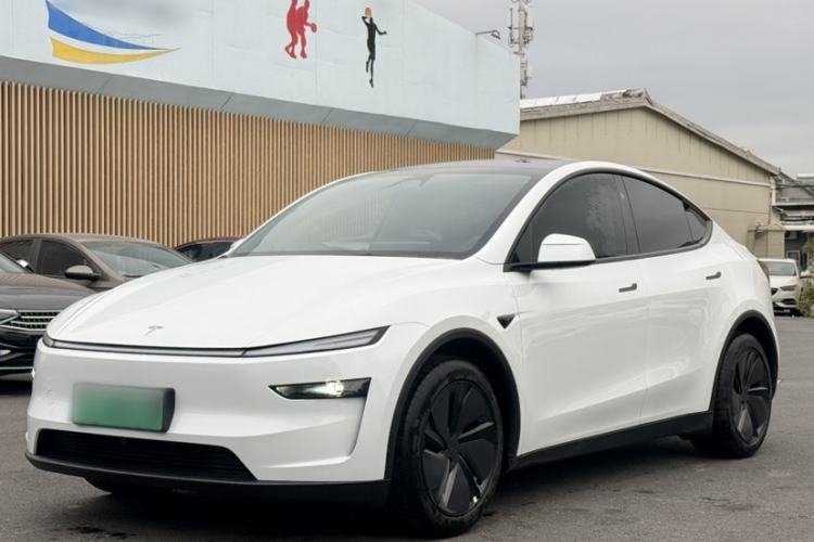 Used Tesla Model Y 2025 Rear-Wheel-Drive Version