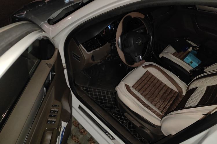 Used Volkswagen Bora 2014 1.6L Automatic Comfort Model
