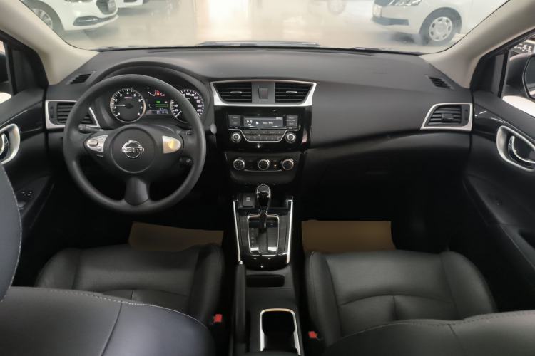 Used Nissan Sylphy 2016 1.6 XL CVT Luxury Edition Center Console